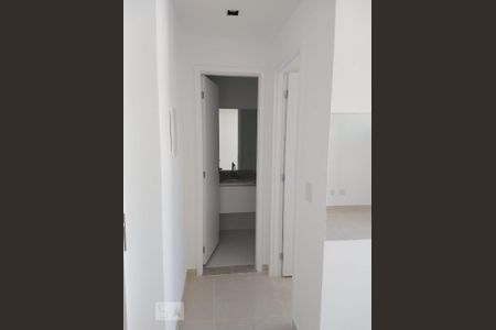 Banheiro de apartamento para alugar com 1 quarto, 36m² em Taquara, Rio de Janeiro