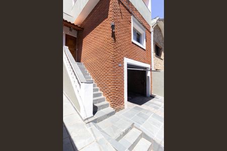 Casa à venda com 244m², 4 quartos e 3 vagasFachada