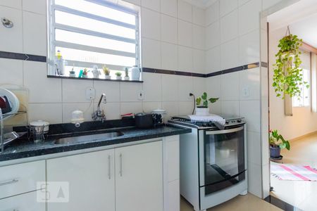 Casa à venda com 170m², 2 quartos e 2 vagasCozinha
