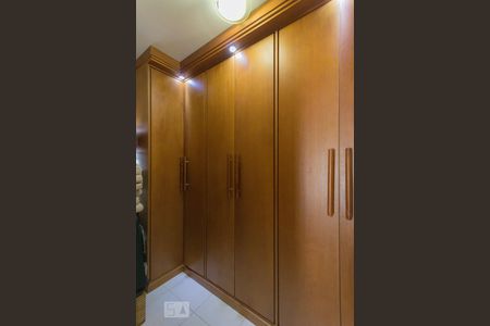 Apartamento à venda com 156m², 4 quartos e 2 vagasCloset Quarto 3 (2º andar)