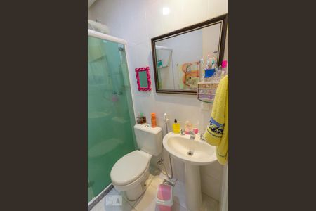 Apartamento à venda com 156m², 4 quartos e 2 vagasBanheiro Quarto 1 - Suíte (1º andar)