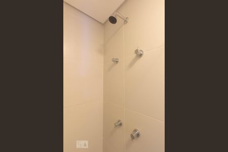 Banheiro de apartamento para alugar com 1 quarto, 30m² em Vila Cordeiro, São Paulo