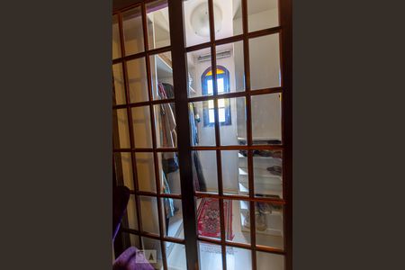 Apartamento à venda com 265m², 4 quartos e sem vagaCloset