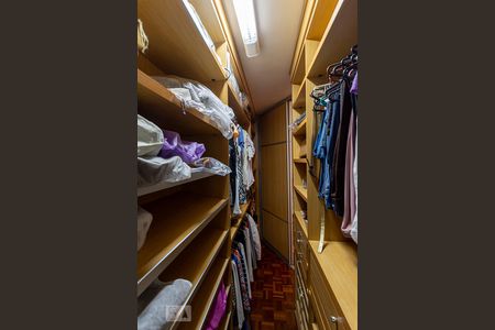 Apartamento à venda com 265m², 4 quartos e sem vagaCloset da Suite 