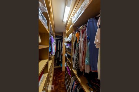 Apartamento à venda com 265m², 4 quartos e sem vagaCloset da Suite 