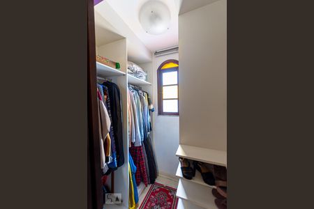 Apartamento à venda com 265m², 4 quartos e sem vagaCloset