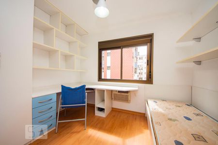 Quarto 2 de apartamento à venda com 2 quartos, 60m² em São João, Porto Alegre