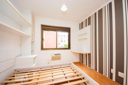 Quarto 1 de apartamento à venda com 2 quartos, 60m² em São João, Porto Alegre