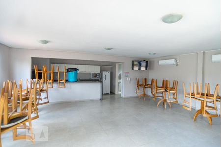Apartamento para alugar com 48m², 2 quartos e 1 vaga Apartamento para alugar com 48m², 2 quartos e 1 vagaÁrea comum - Salão de festas