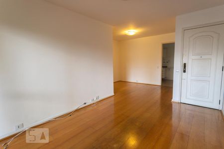 Sala de apartamento para alugar com 3 quartos, 100m² em Perdizes, São Paulo
