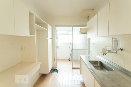 Apartamento para alugar com 100m², 3 quartos e 1 vaga Apartamento para alugar com 100m², 3 quartos e 1 vagaCozinha