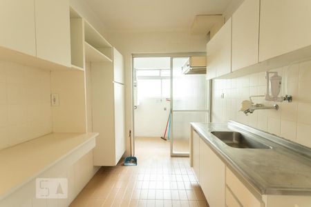 Apartamento para alugar com 100m², 3 quartos e 1 vaga Apartamento para alugar com 100m², 3 quartos e 1 vagaCozinha