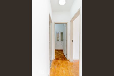 Corredor de apartamento para alugar com 2 quartos, 80m² em Higienópolis, São Paulo