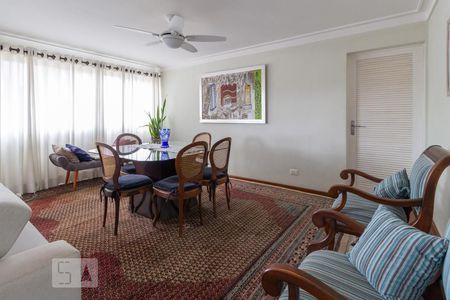 Sala de apartamento para alugar com 3 quartos, 119m² em Caxingui, São Paulo