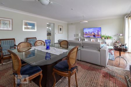 Sala de apartamento para alugar com 3 quartos, 119m² em Caxingui, São Paulo