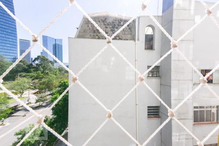 Apartamento à venda com 95m², 2 quartos e 2 vagas Apartamento à venda com 95m², 2 quartos e 2 vagasVista