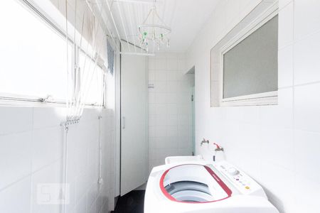 Apartamento à venda com 95m², 2 quartos e 2 vagas Apartamento à venda com 95m², 2 quartos e 2 vagasÁrea de Serviço