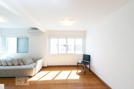 Apartamento à venda com 95m², 2 quartos e 2 vagas Apartamento à venda com 95m², 2 quartos e 2 vagasSala