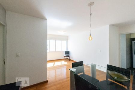 Apartamento à venda com 95m², 2 quartos e 2 vagas Apartamento à venda com 95m², 2 quartos e 2 vagasSala