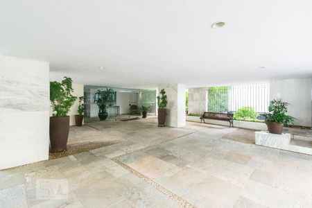 Apartamento à venda com 95m², 2 quartos e 2 vagas Apartamento à venda com 95m², 2 quartos e 2 vagasÁrea Comum