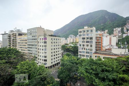 Apartamento à venda com 36m², 1 quarto e sem vagaVista