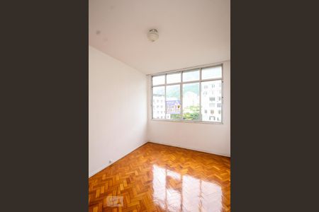Quarto de apartamento à venda com 1 quarto, 36m² em Copacabana, Rio de Janeiro