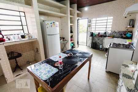 Casa à venda com 355m², 5 quartos e sem vagaCozinha