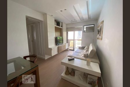 Sala de apartamento para alugar com 3 quartos, 85m² em Botafogo, Rio de Janeiro