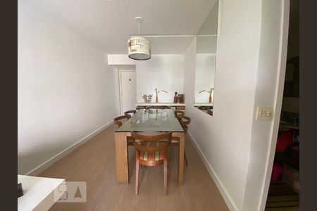 Sala de apartamento para alugar com 3 quartos, 85m² em Botafogo, Rio de Janeiro