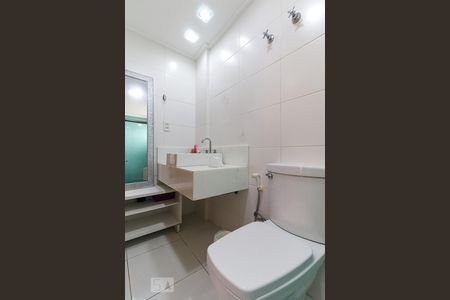 Apartamento à venda com 420m², 5 quartos e 3 vagasBanheiro da Suíte 1