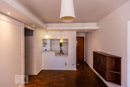 Sala de apartamento para alugar com 2 quartos, 73m² em Bela Vista, São Paulo