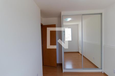 Apartamento para alugar com 43m², 2 quartos e 1 vagaQuarto 02