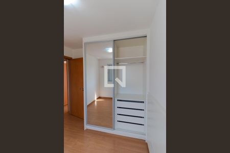 Apartamento para alugar com 43m², 2 quartos e 1 vagaQuarto 02 - Armário
