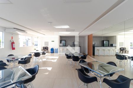 Apartamento para alugar com 43m², 2 quartos e 1 vagaÁrea comum - Salão de festas