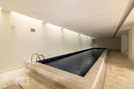 Studio para alugar com 51m², 1 quarto e 1 vaga Studio para alugar com 51m², 1 quarto e 1 vagaÁrea comum - Piscina