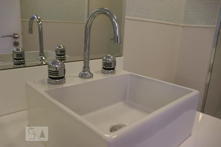 Apartamento para alugar com 94m², 2 quartos e 2 vagasBanheiro 1