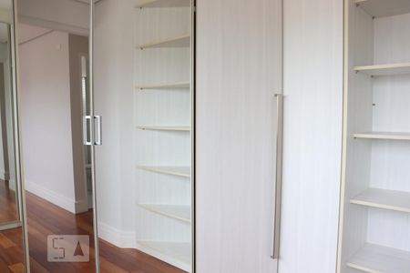Apartamento para alugar com 94m², 2 quartos e 2 vagasCloset do Quarto 2