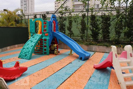 Apartamento para alugar com 94m², 2 quartos e 2 vagasÁrea Comum - Playground