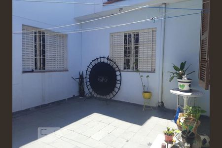 Casa à venda com 180m², 4 quartos e 3 vagas Casa à venda com 180m², 4 quartos e 3 vagasÁrea de Serviço
