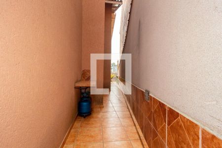Casa à venda com 216m², 3 quartos e 4 vagasCorredor