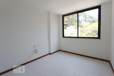 Quarto 2  de apartamento para alugar com 3 quartos, 84m² em Pechincha, Rio de Janeiro