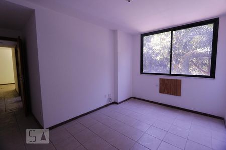 Quarto 3  de apartamento para alugar com 3 quartos, 84m² em Pechincha, Rio de Janeiro