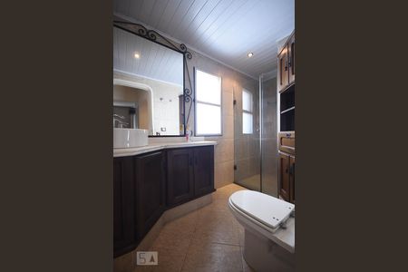 Banheiro de apartamento para alugar com 2 quartos, 103m² em Vila Suzana, São Paulo