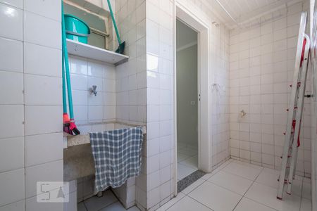 Apartamento à venda com 72m², 3 quartos e 1 vagaÁrea de Serviço