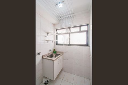 Apartamento para alugar com 59m², 2 quartos e 1 vagaÁrea de Serviço