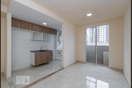 Sala de apartamento para alugar com 2 quartos, 47m² em Irajá, Rio de Janeiro