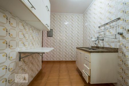 Cozinha de apartamento para alugar com 1 quarto, 50m² em Vila Santana, São Paulo