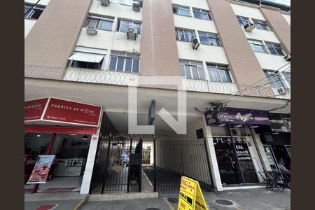 Apartamento para alugar com 59m², 2 quartos e sem vagaFachada