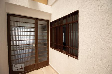 Casa à venda com 272m², 3 quartos e 5 vagas Casa à venda com 272m², 3 quartos e 5 vagasQuintal