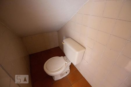 Casa à venda com 272m², 3 quartos e 5 vagas Casa à venda com 272m², 3 quartos e 5 vagasLavabo de serviço